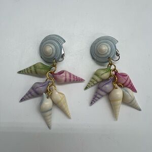 Unique Vintage Colorful Plastic Seashell Dangle Earrings Clip On